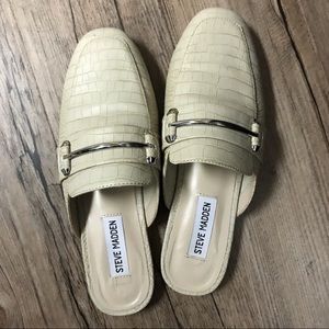 STEVE MADDEN LOAFERS *comes w original box*